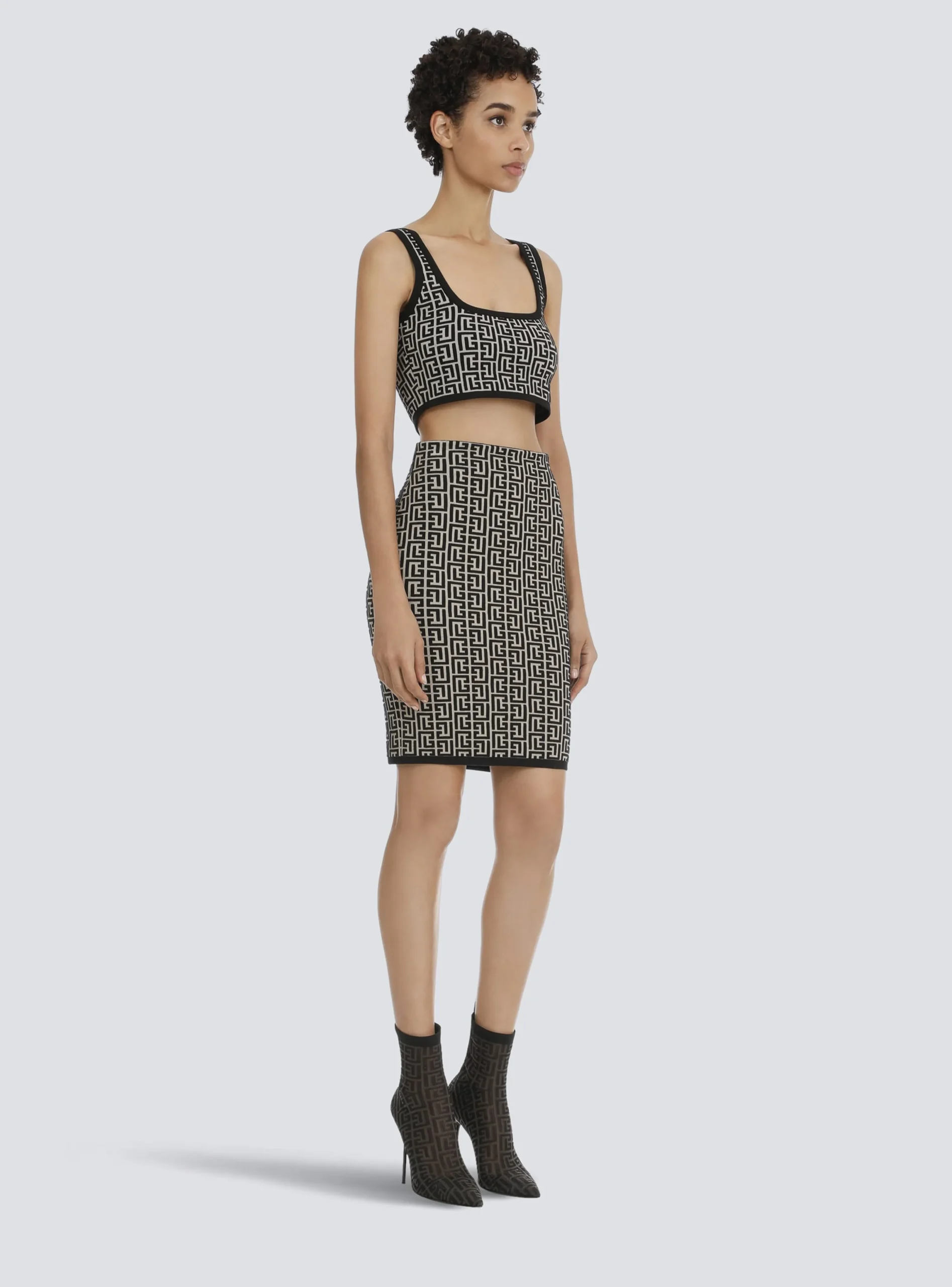 Cropped Bicolor Jacquard Sports Bra Top With Monogram-Balmain Best Sale