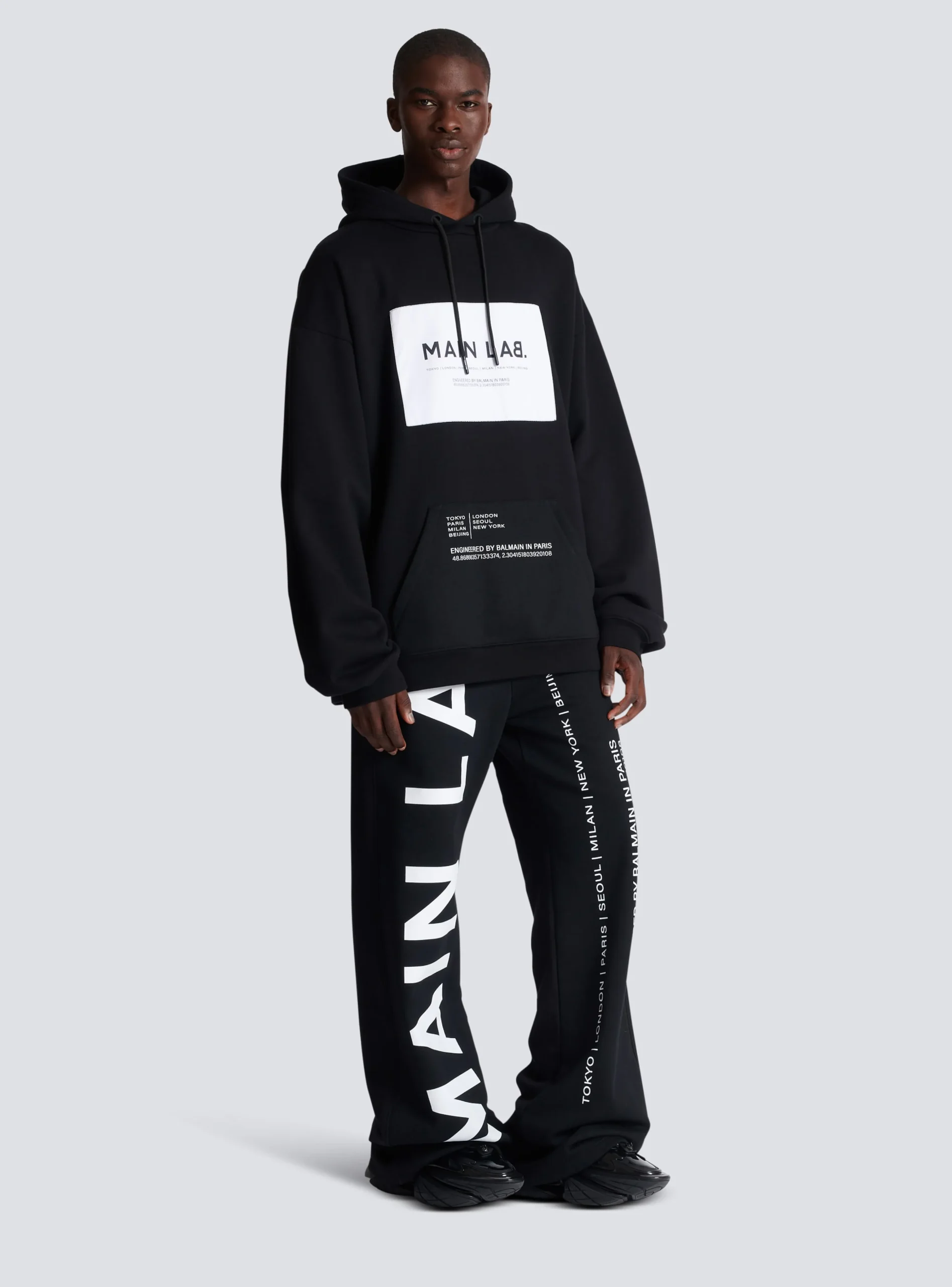 Main Lab Label Hoodie-Balmain Flash Sale